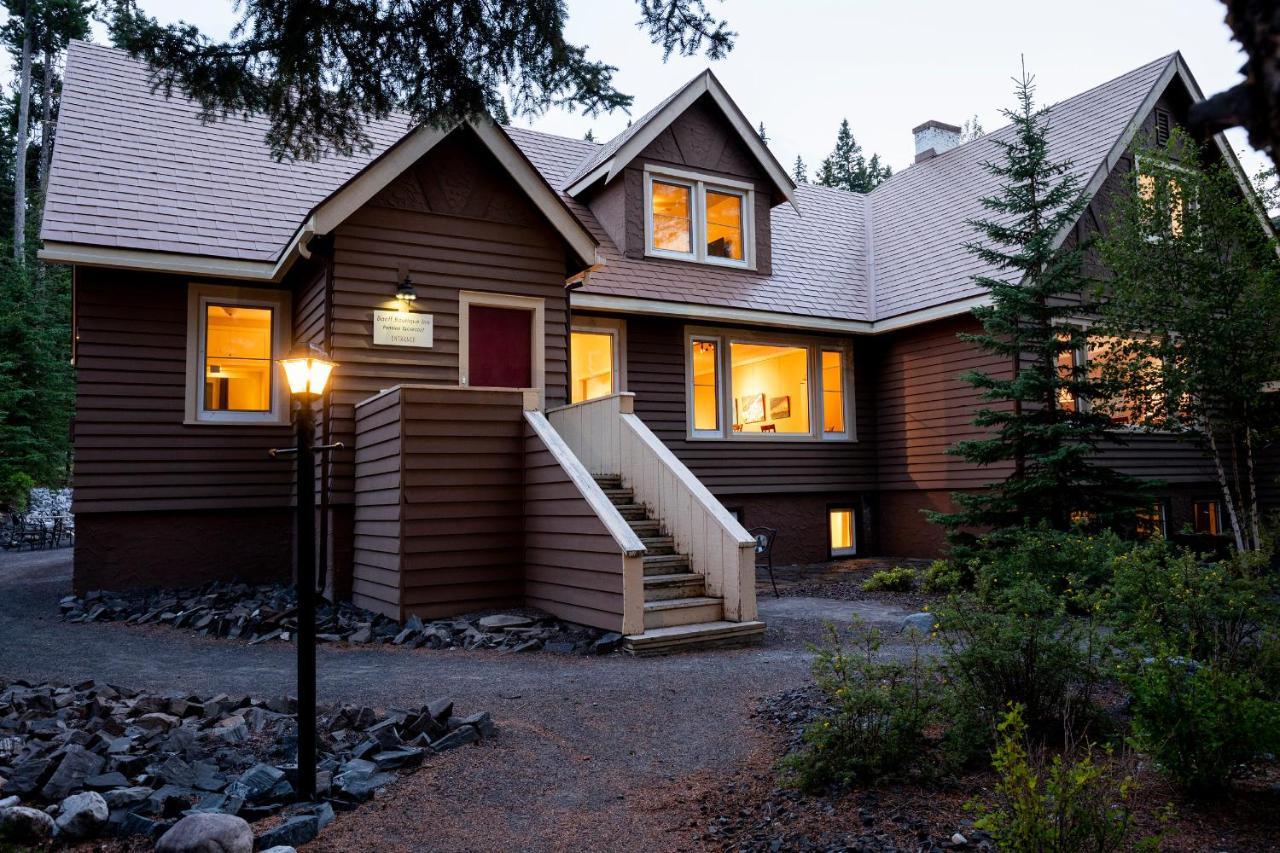 Banff Boutique Inn - Adults Only ภายนอก รูปภาพ